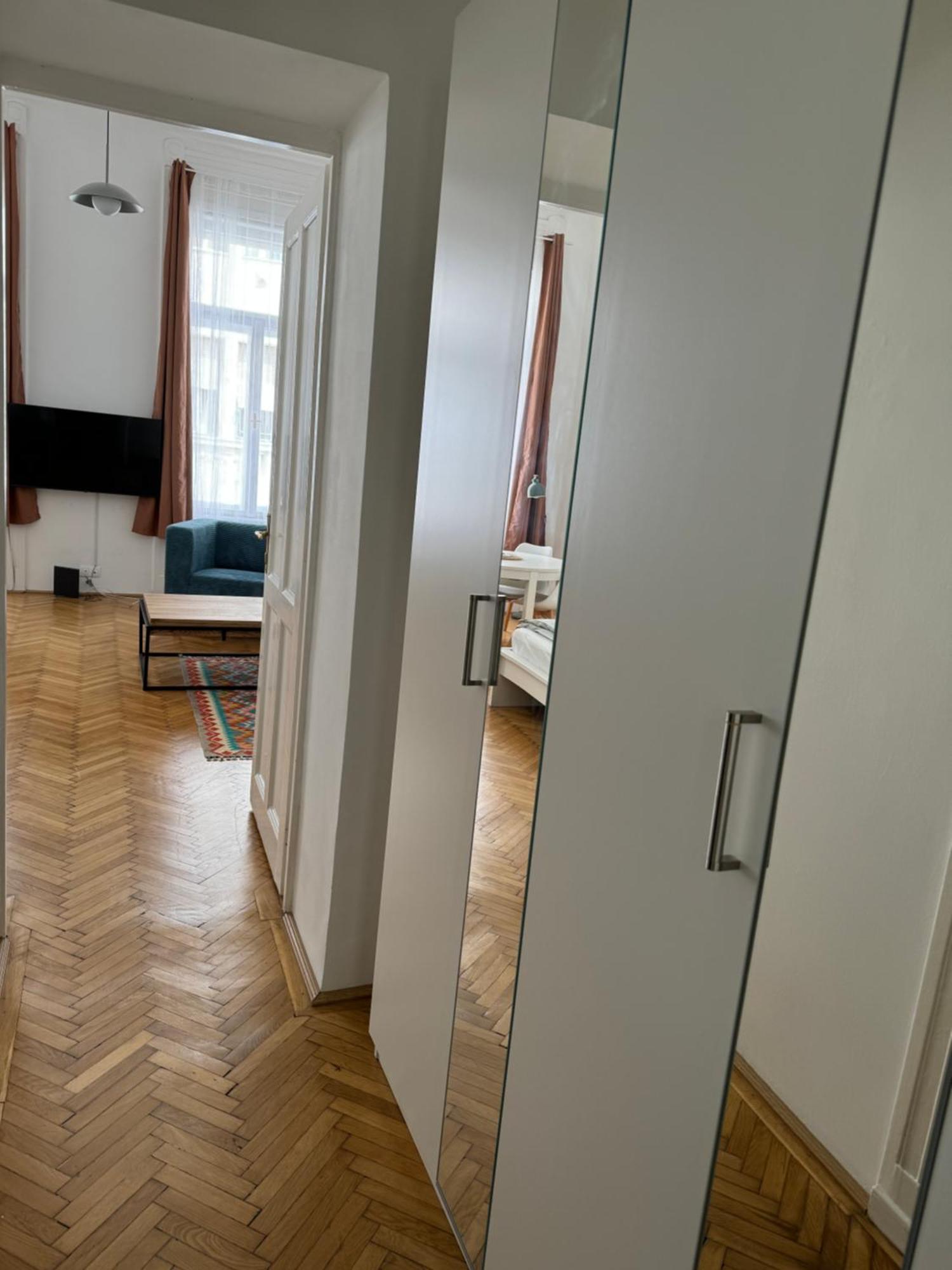V Apartment Budapest